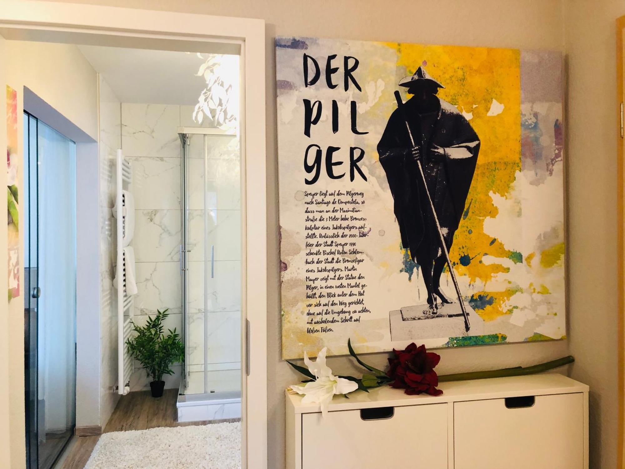 Dompanorama Der Weisse Pfau Apartment Fuer 2-4Pers Speyer Bagian luar foto